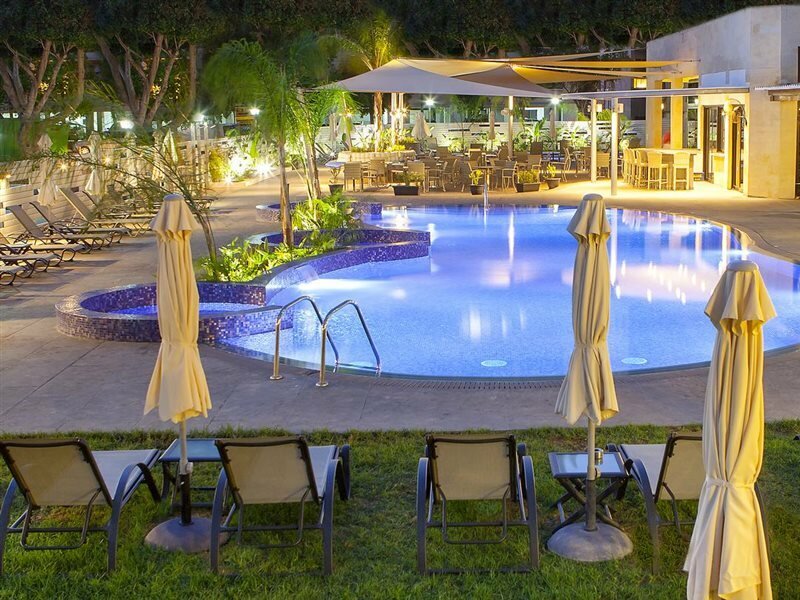 Фото Kapetanios Odysseia Hotel