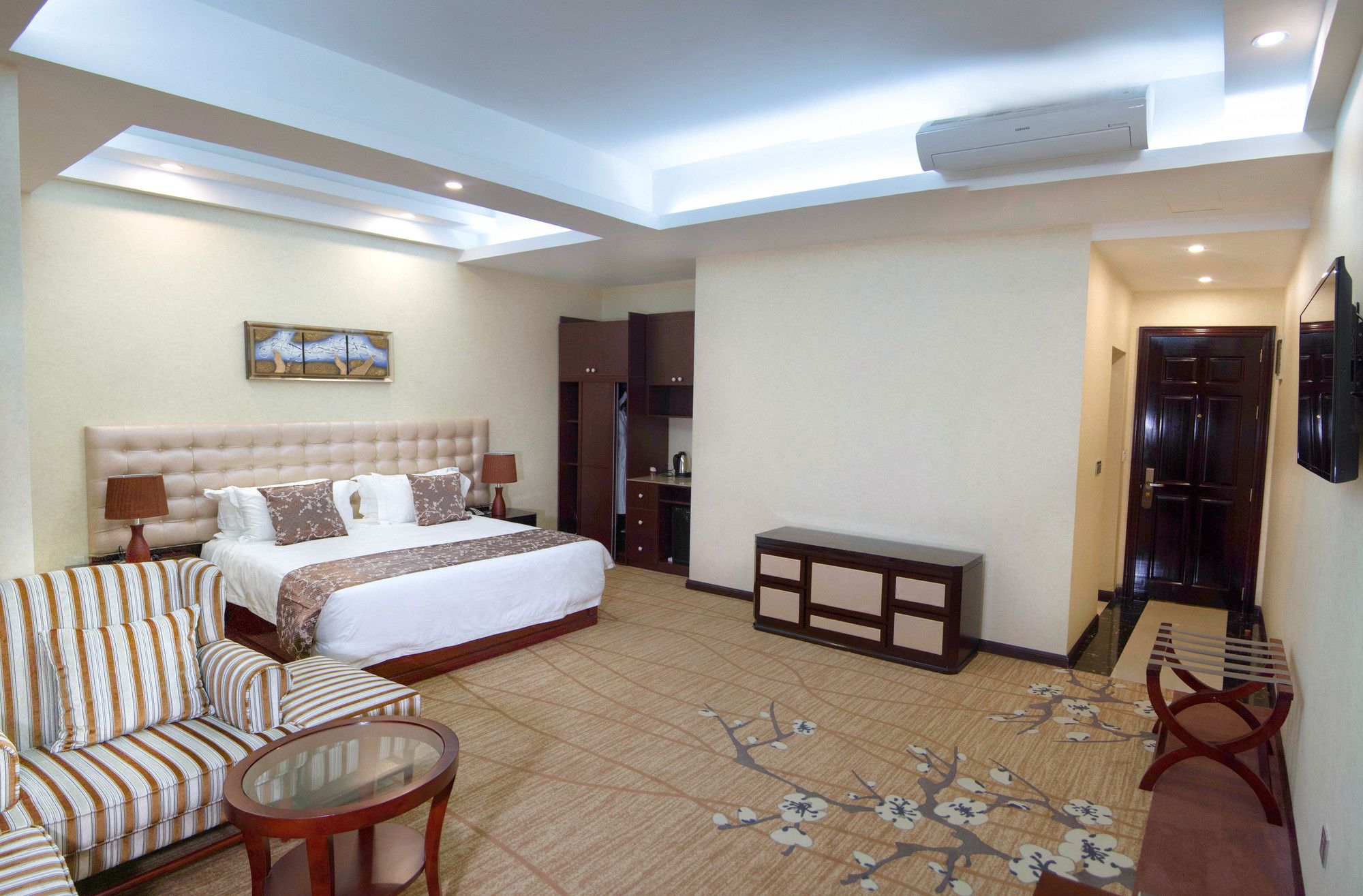 Фото Scheba Hotel