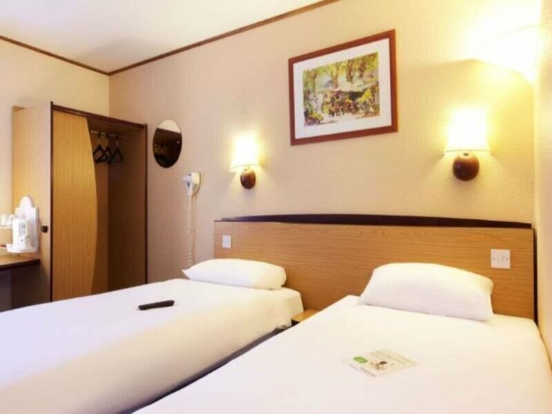 Фото Campanile Hull - City Centre