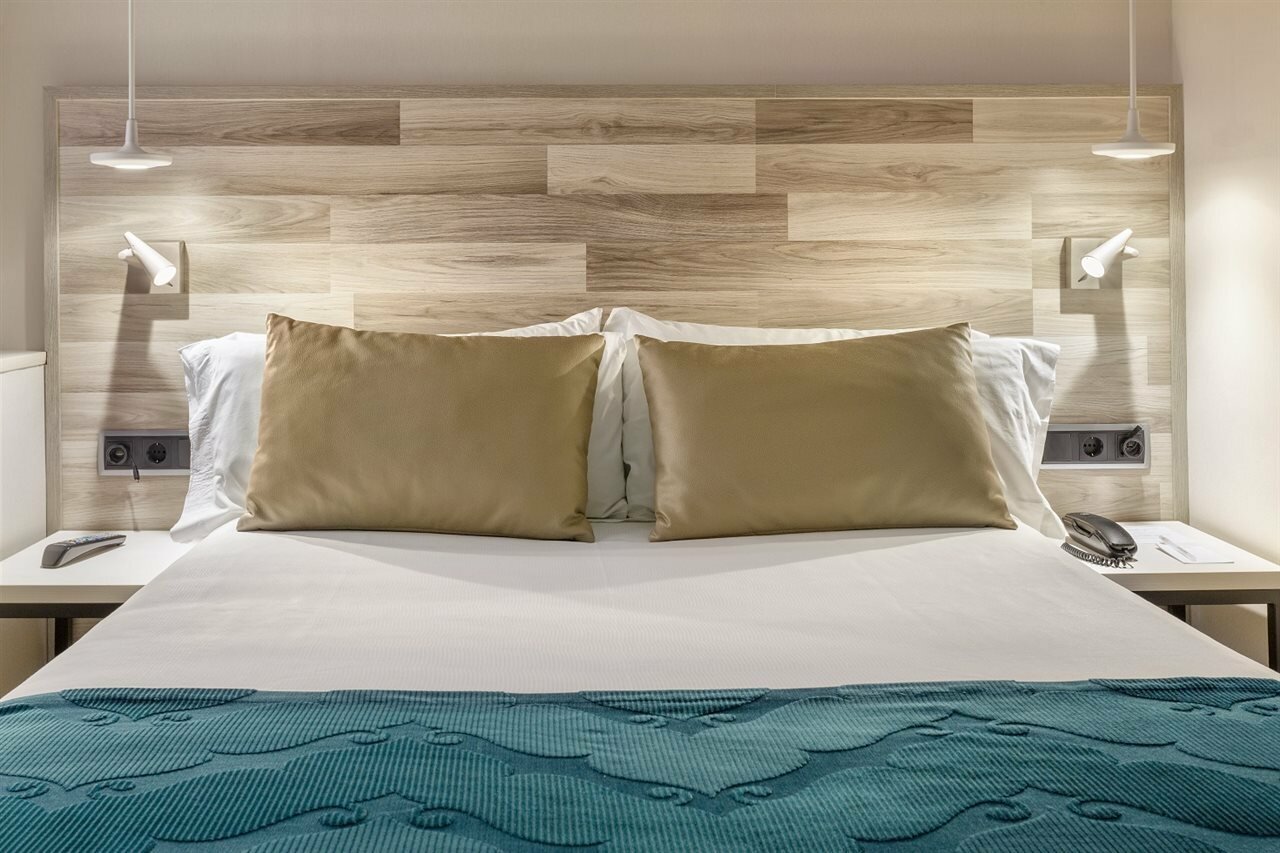 Фото Catalonia Santa Justa