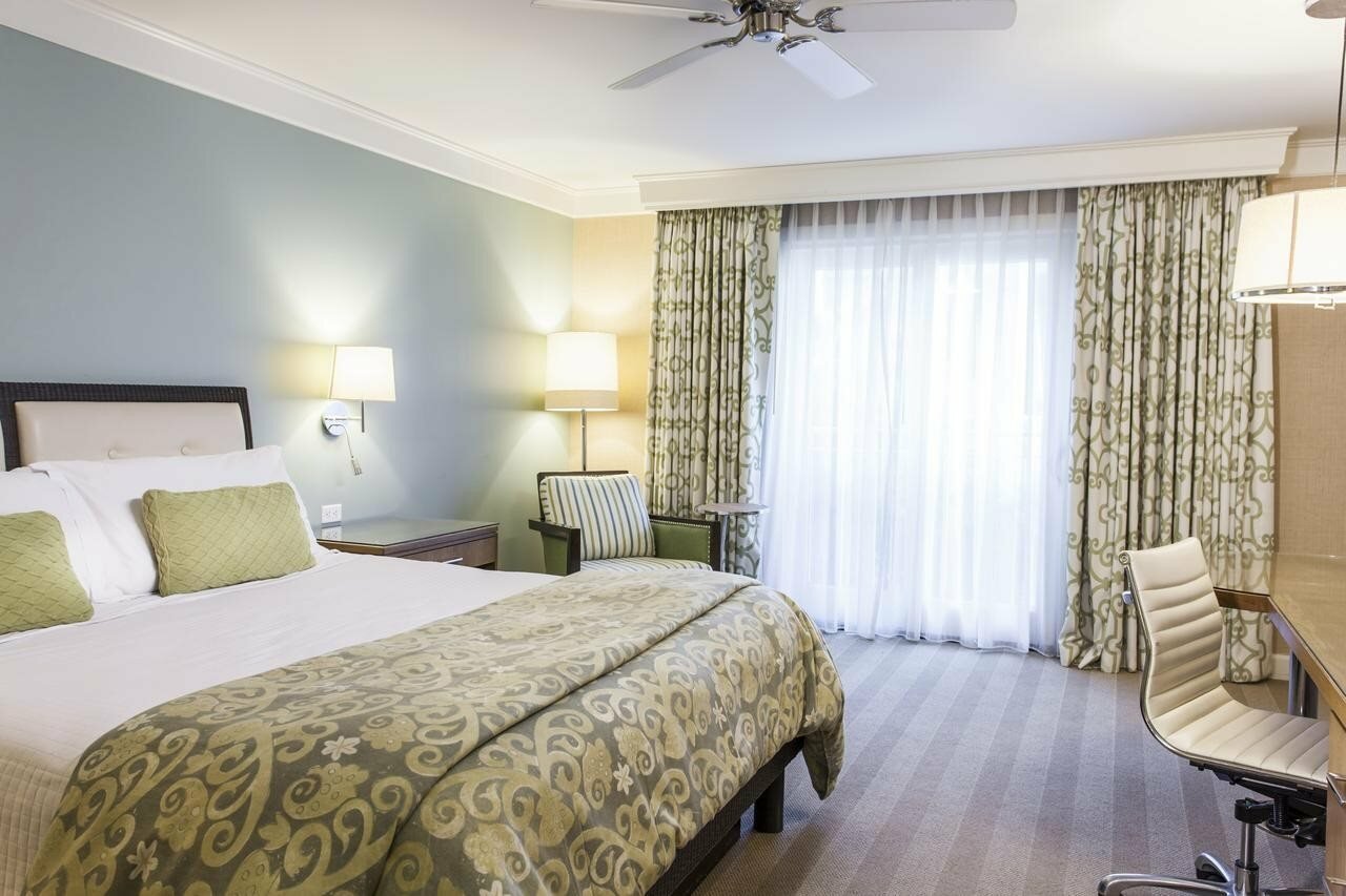 Фото Hotel Amarano Burbank - Hollywood