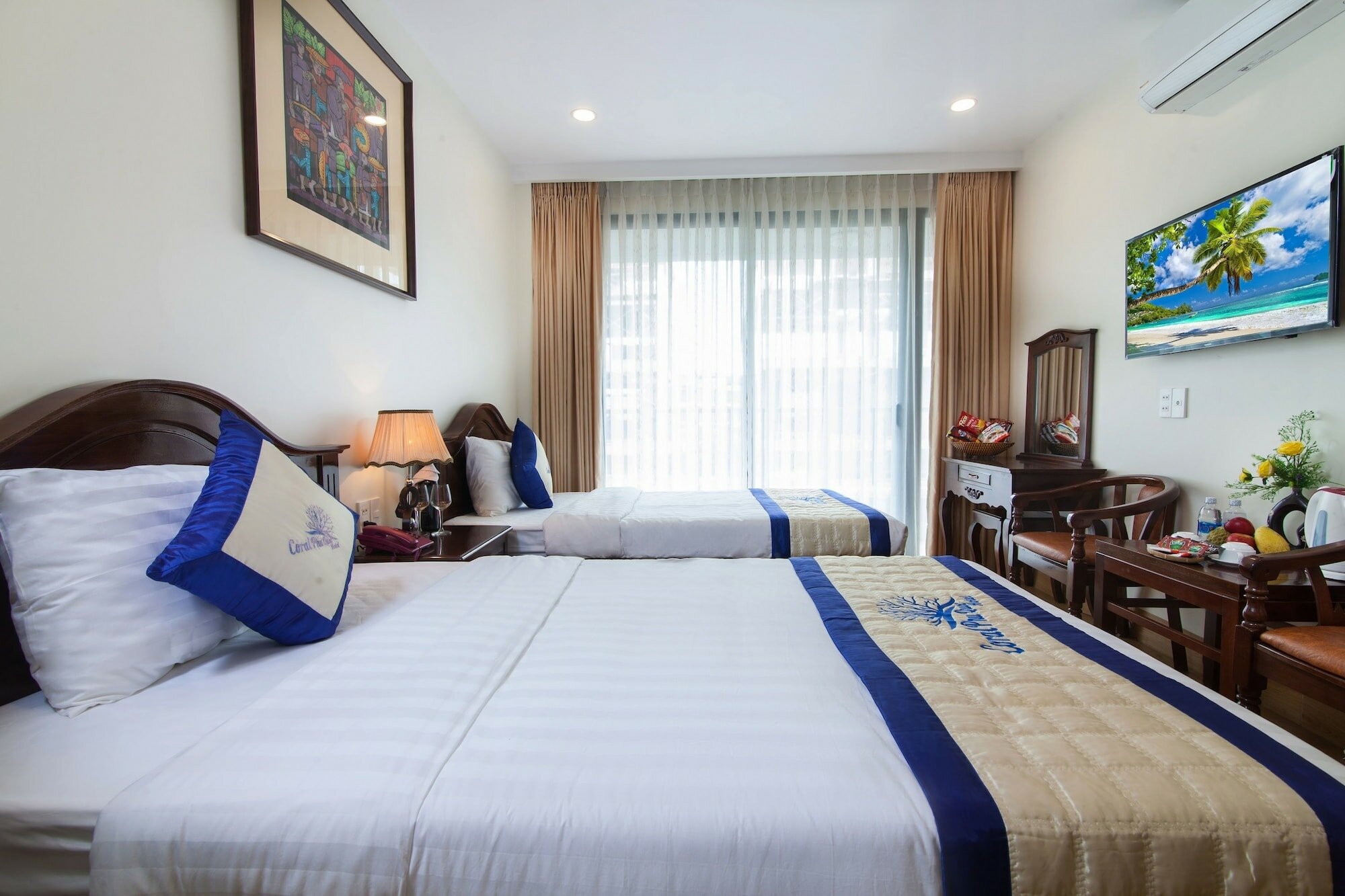 Фото Coral Phu Quoc Hotel