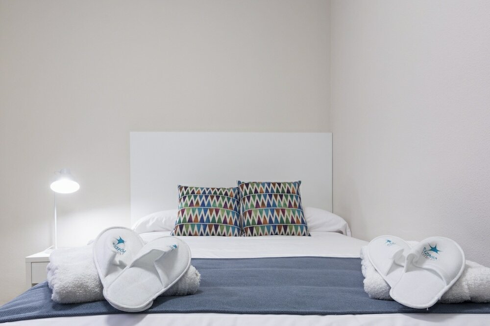 Фото Apartahotel Los Girasoles