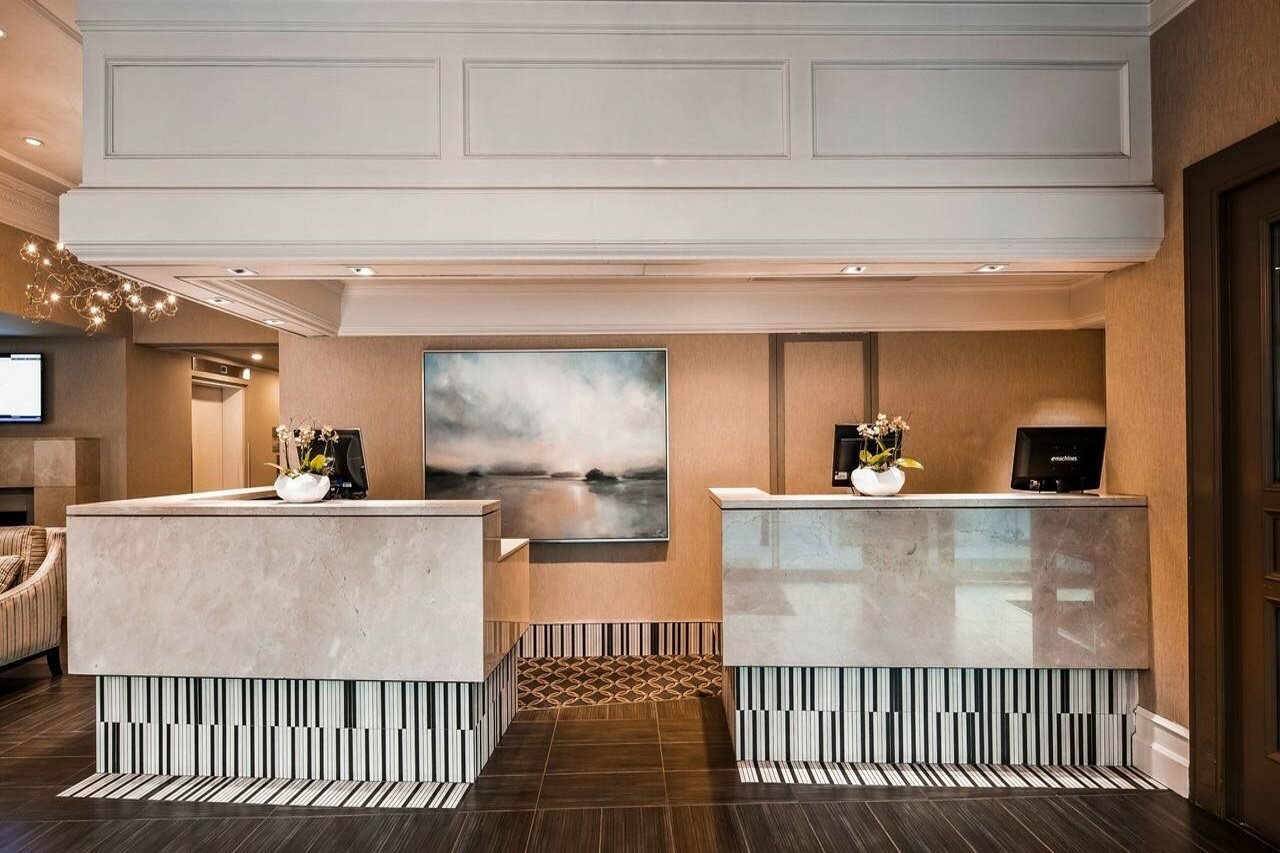 Фото Georgian Court Hotel