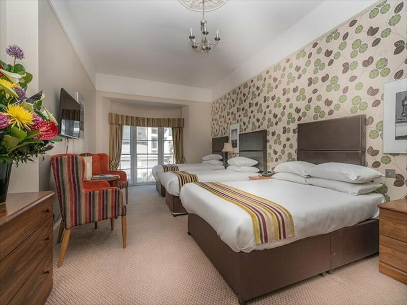 Фото Queens Hotel