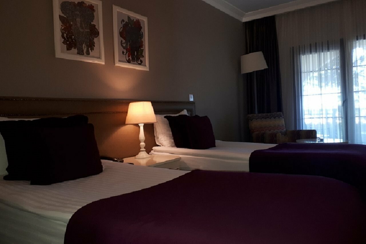 Фото Bellapais Monastery Village