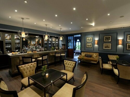 Внешний вид отеля The Royal Crescent Hotel & SPA в Бате, фото 5