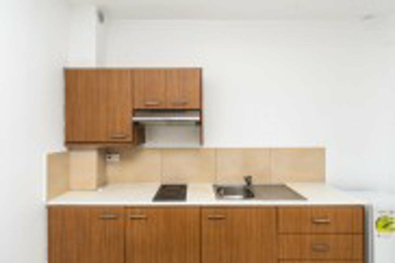 Фото Flora Hotel Apartments