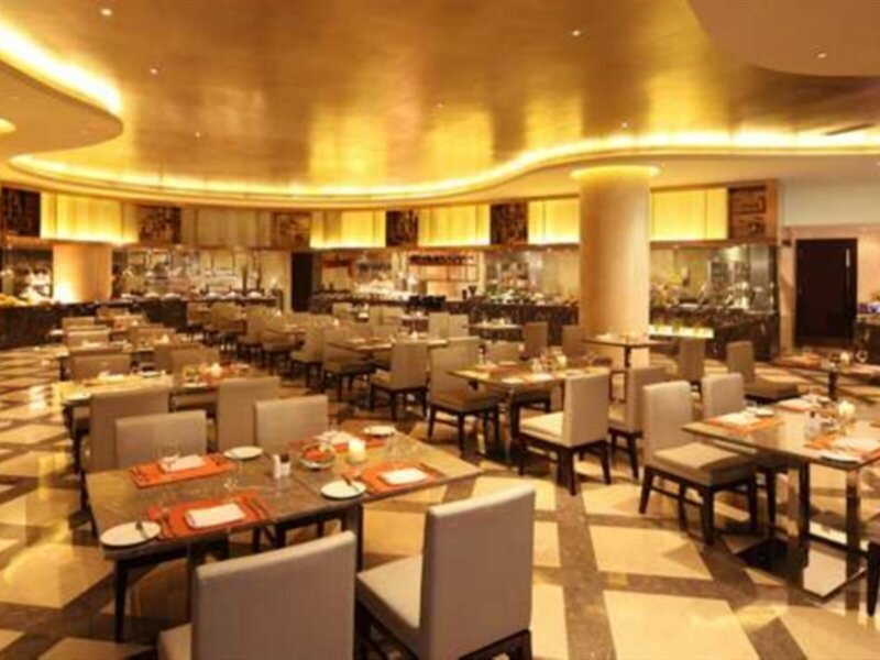 Фото Hilton Nanjing Riverside