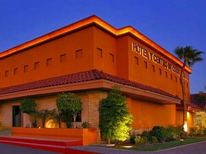 Гостиница Calafia Hotel