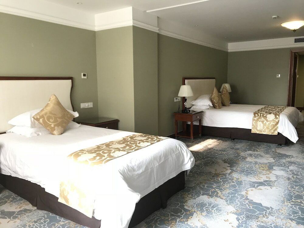 Фото The Bund Riverside Hotel