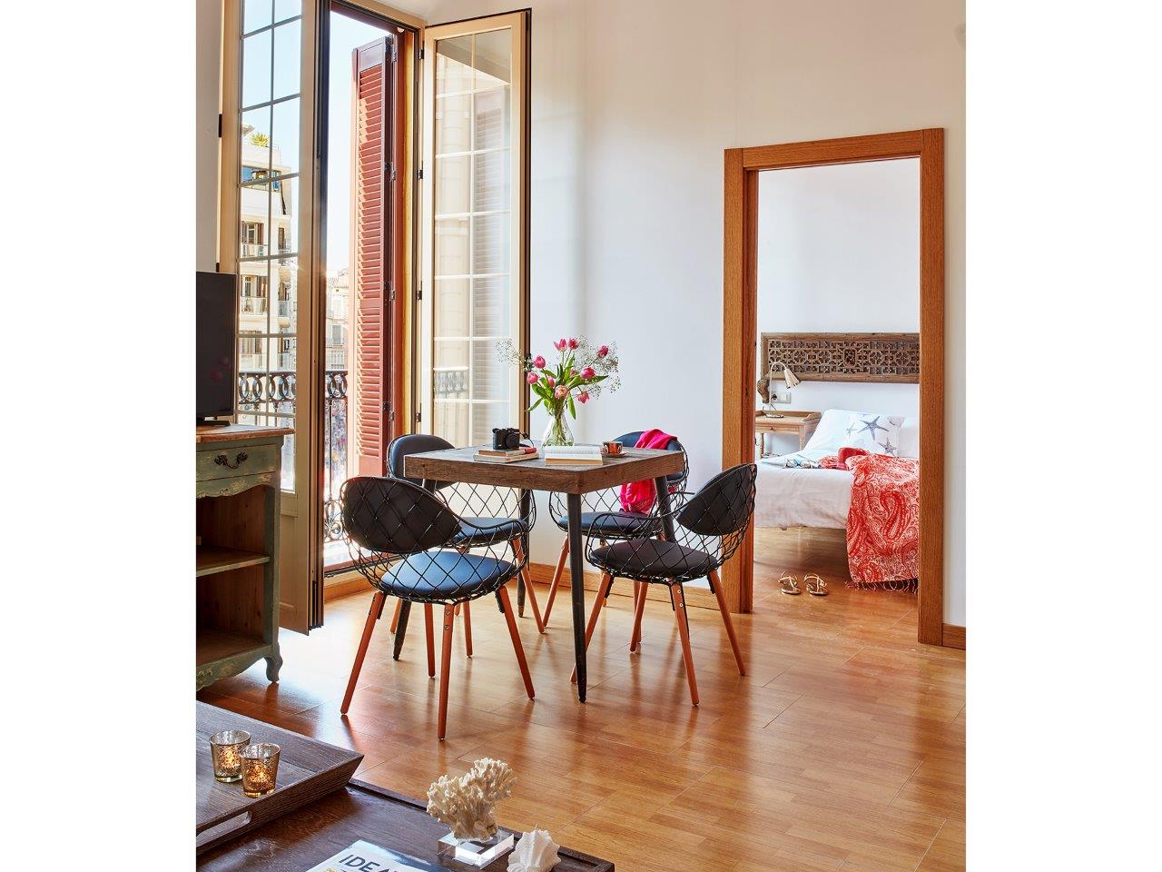 Фото Lodgingmalaga Plaza de la Constitución