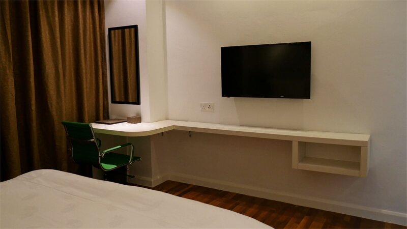 Фото Pine Garden Hotel