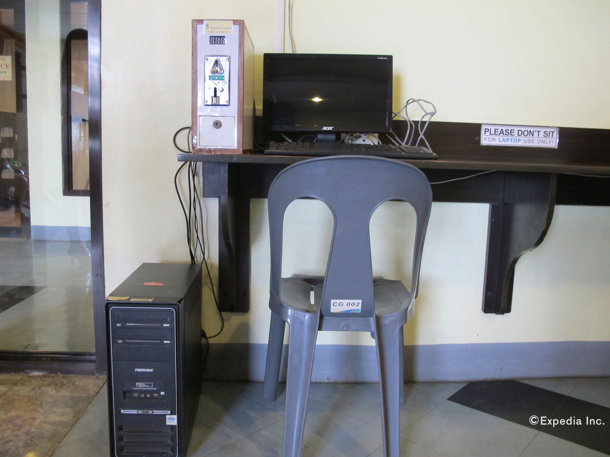 Фото Sugbutel Family Hotel