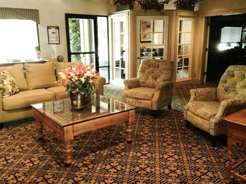 Фото Best Western John Muir Inn