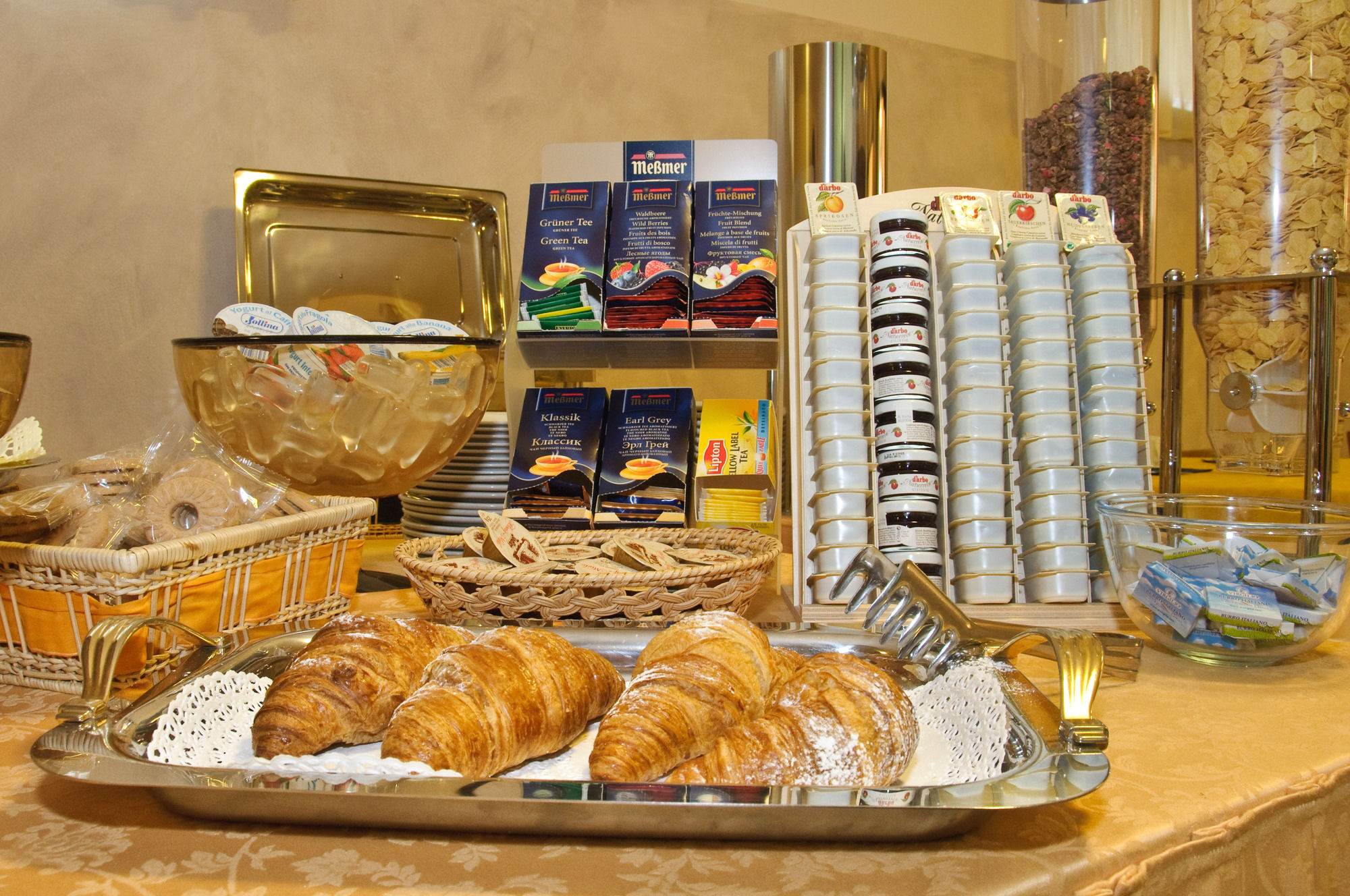 Фото Hotel Villa Rosa