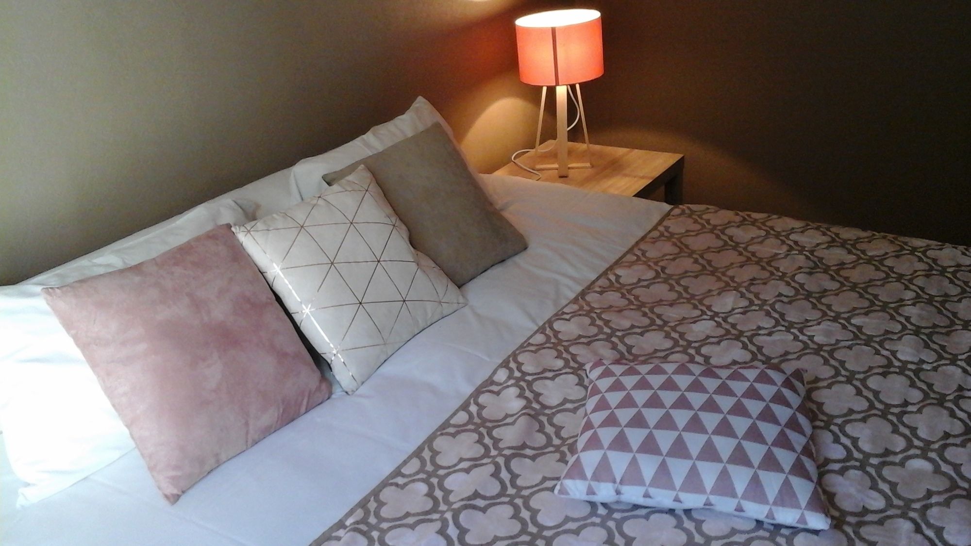 Фото Hotel Athéna