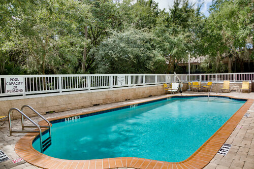 Внешний вид отеля Fairfield by Marriott Inn & Suites Melbourne West/Palm Bay в Мельбурне, фото 5