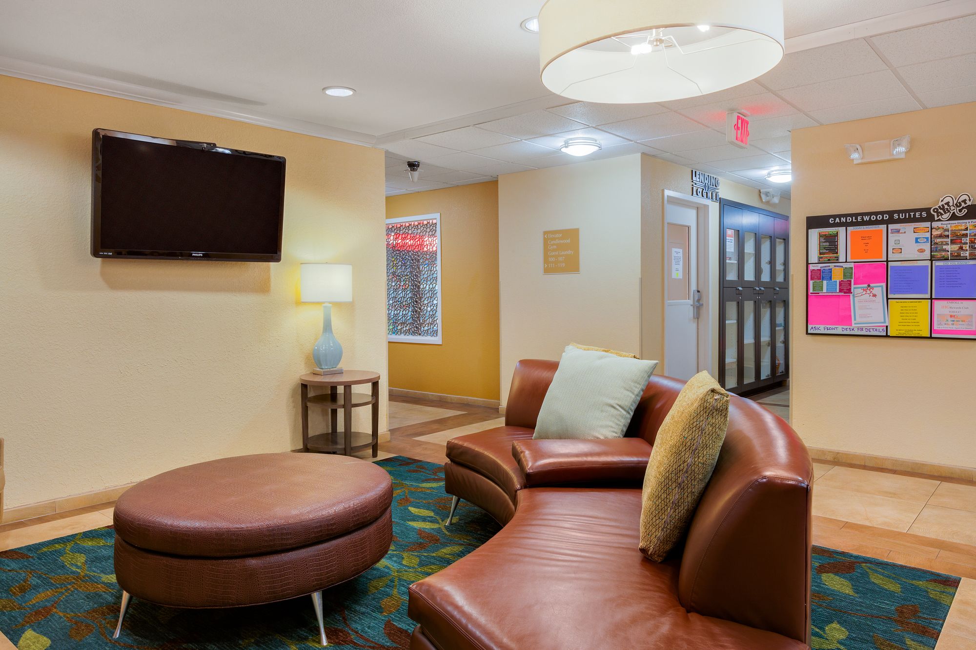 Фото Candlewood Suites Medford, an Ihg Hotel