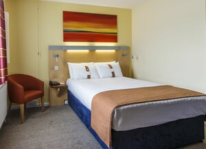 Holiday Inn Express Antrim by Ihg (Northern Ireland, County Antrim, Antrim, Ballymena Road), hotel