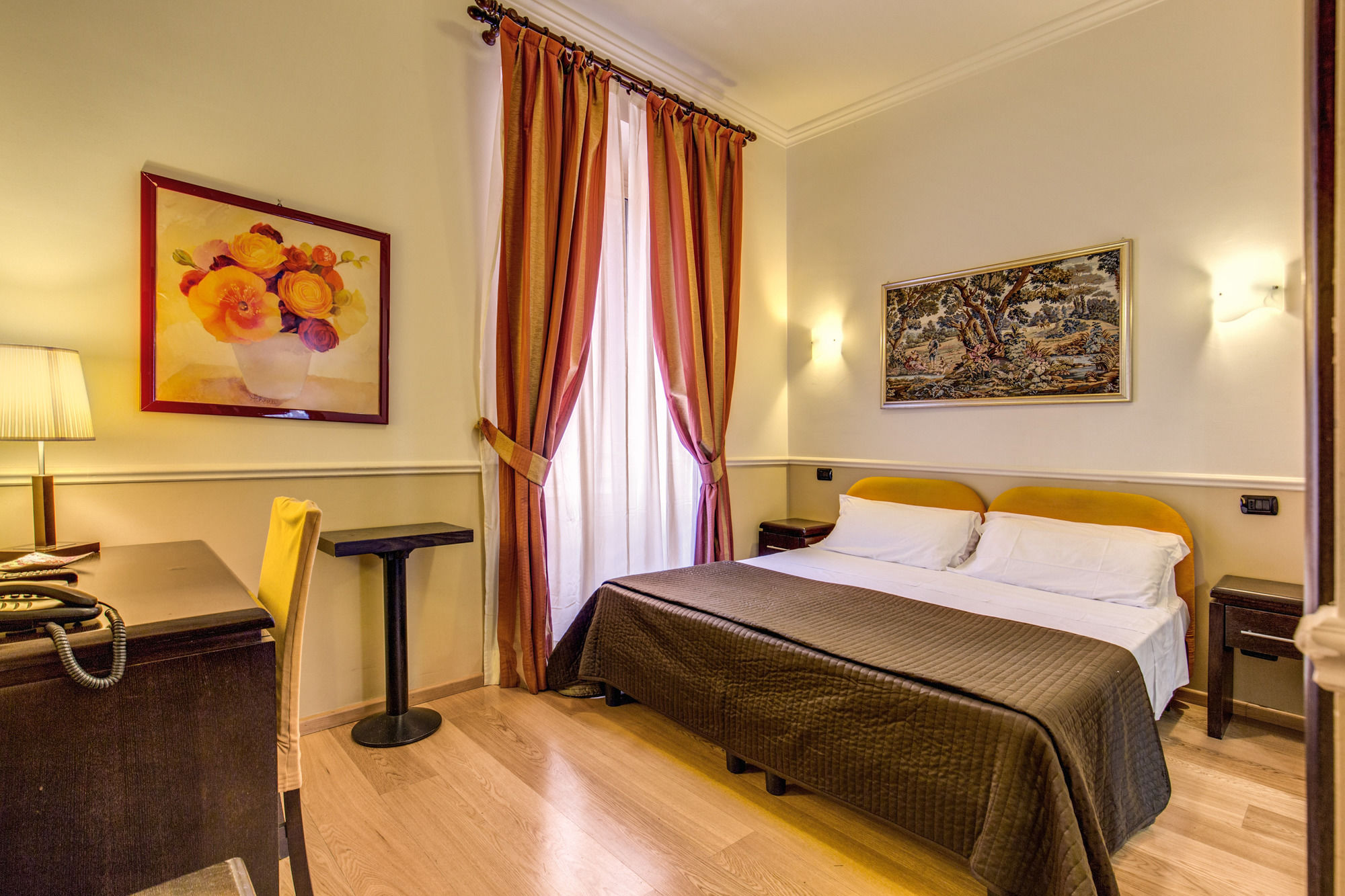 Фото Everest Inn Rome