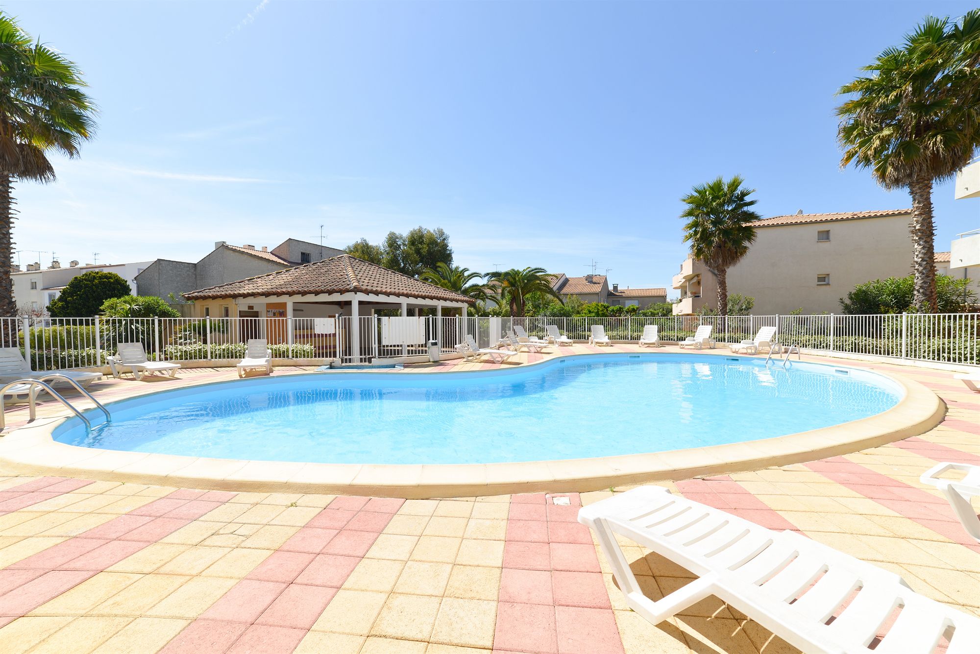 Фото Résidence Residhotel Le Mayflower