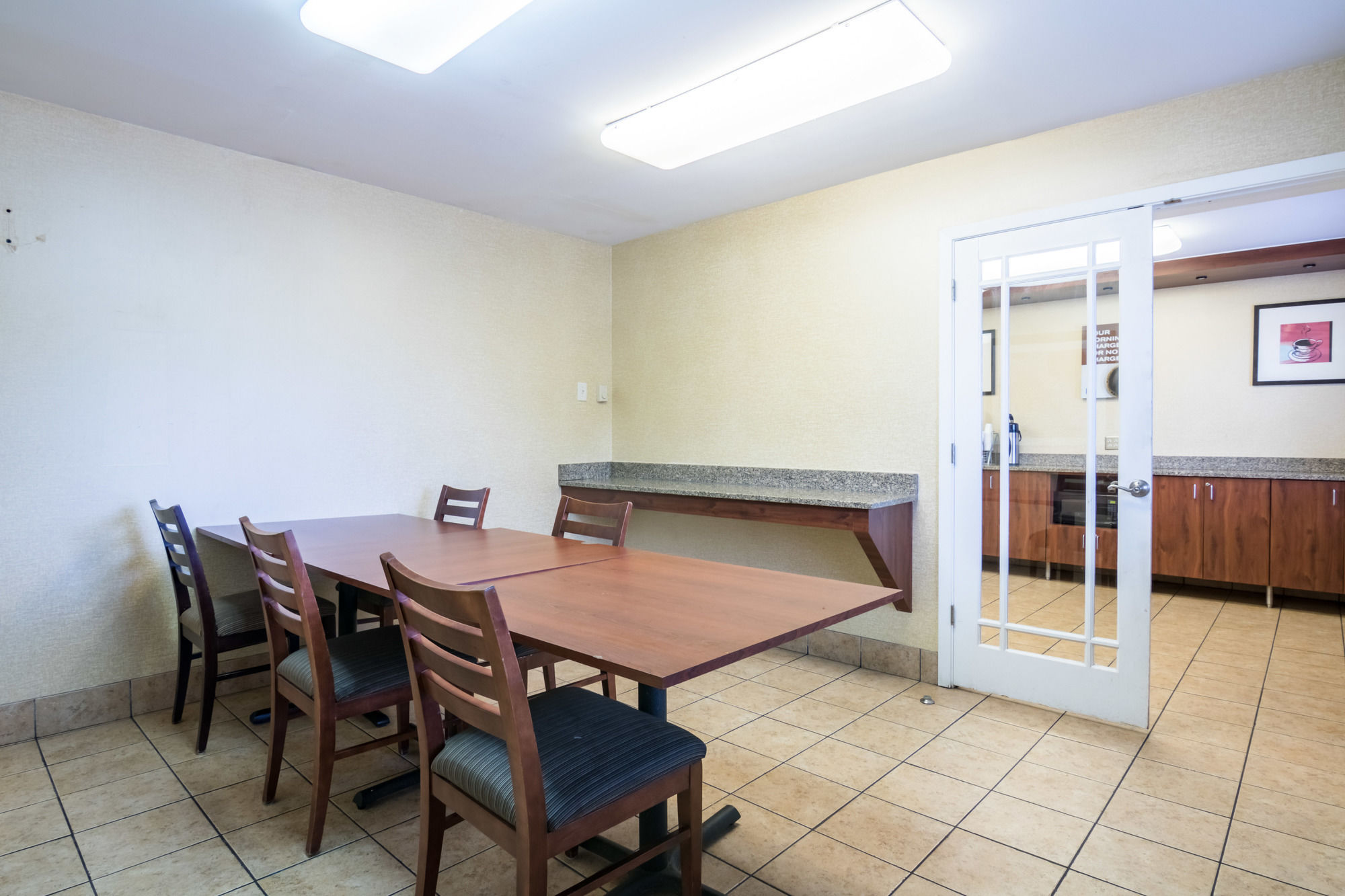 Фото Motel 6 Saint Paul Mn i 94