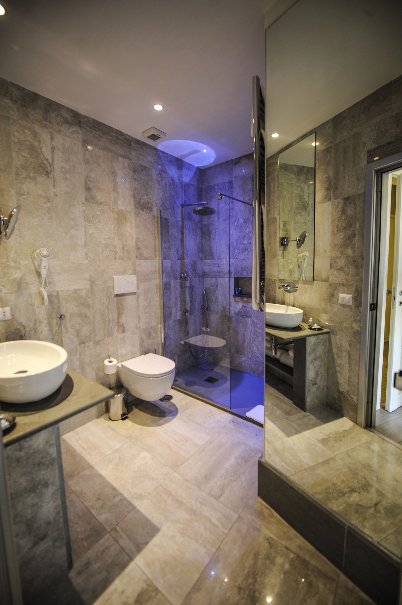 Фото The Roman Empire Guesthouse