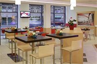 Фото Ibis Manchester Centre 96 Portland Street