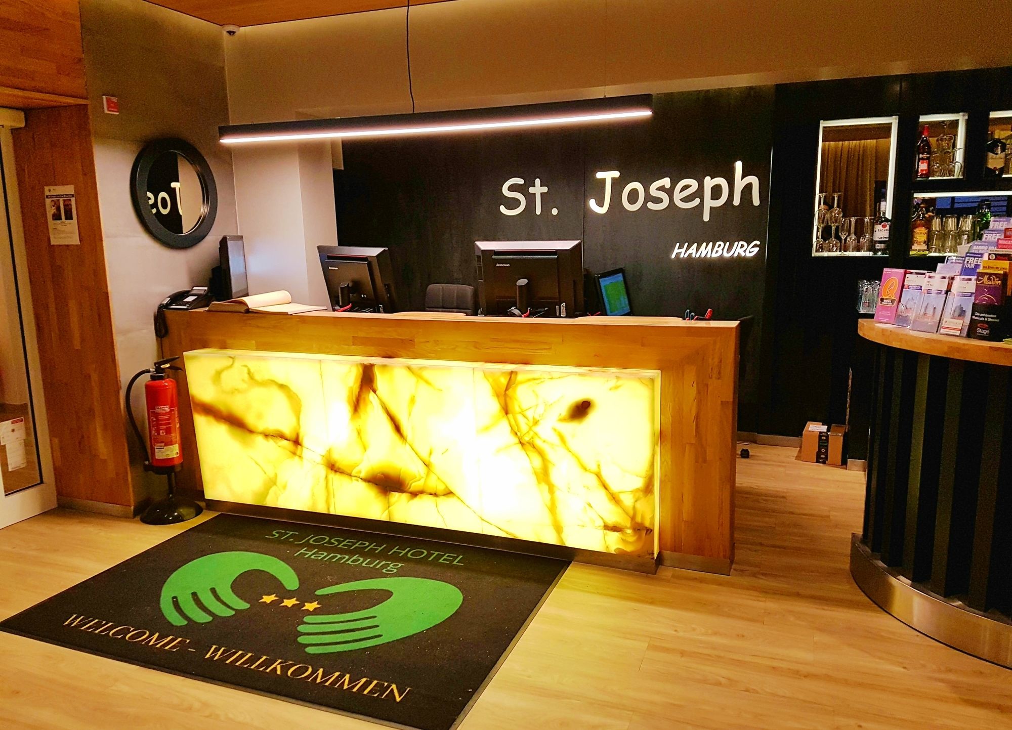 Фото St Joseph Hotel Hamburg Reeperbahn St Pauli Kiez