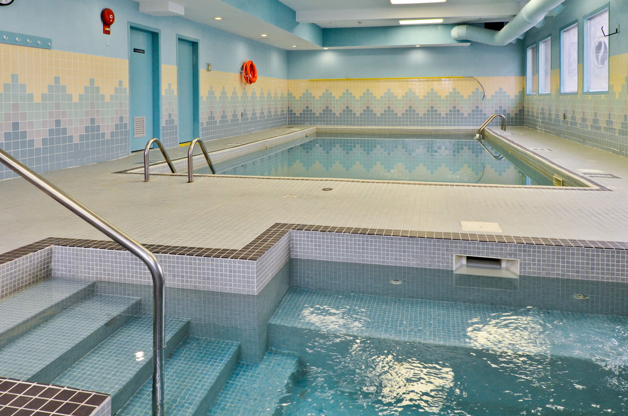 Фото Sandman Hotel Grande Prairie