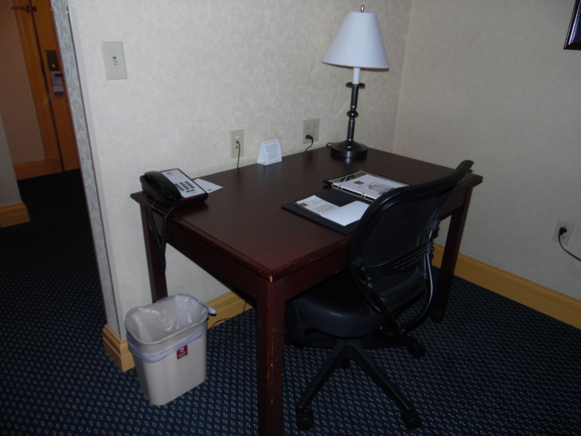 Фото Hotel Morgan a Wyndham Hotel