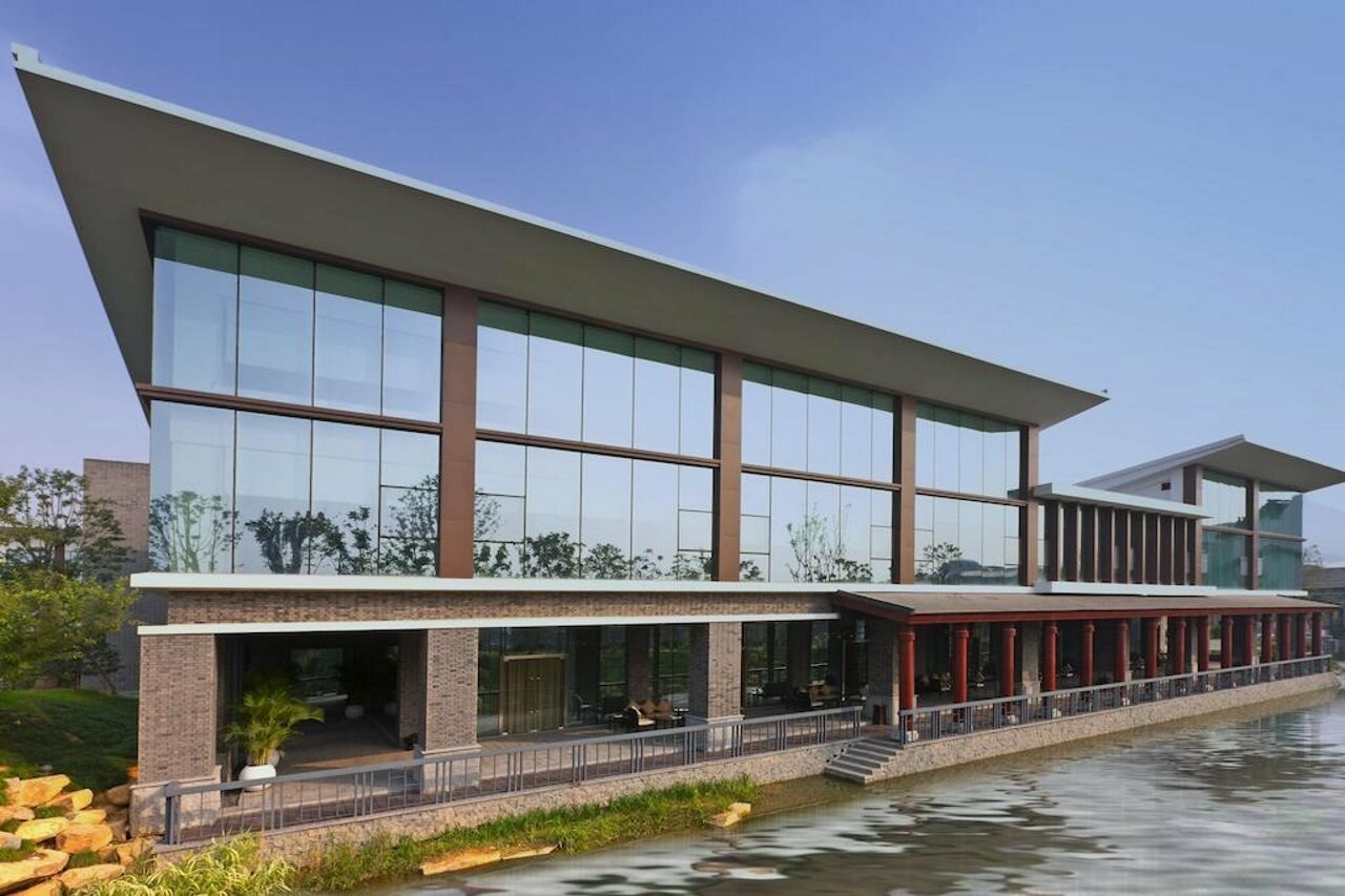 Фото Sheraton Grand Hangzhou Wetland Park Resort