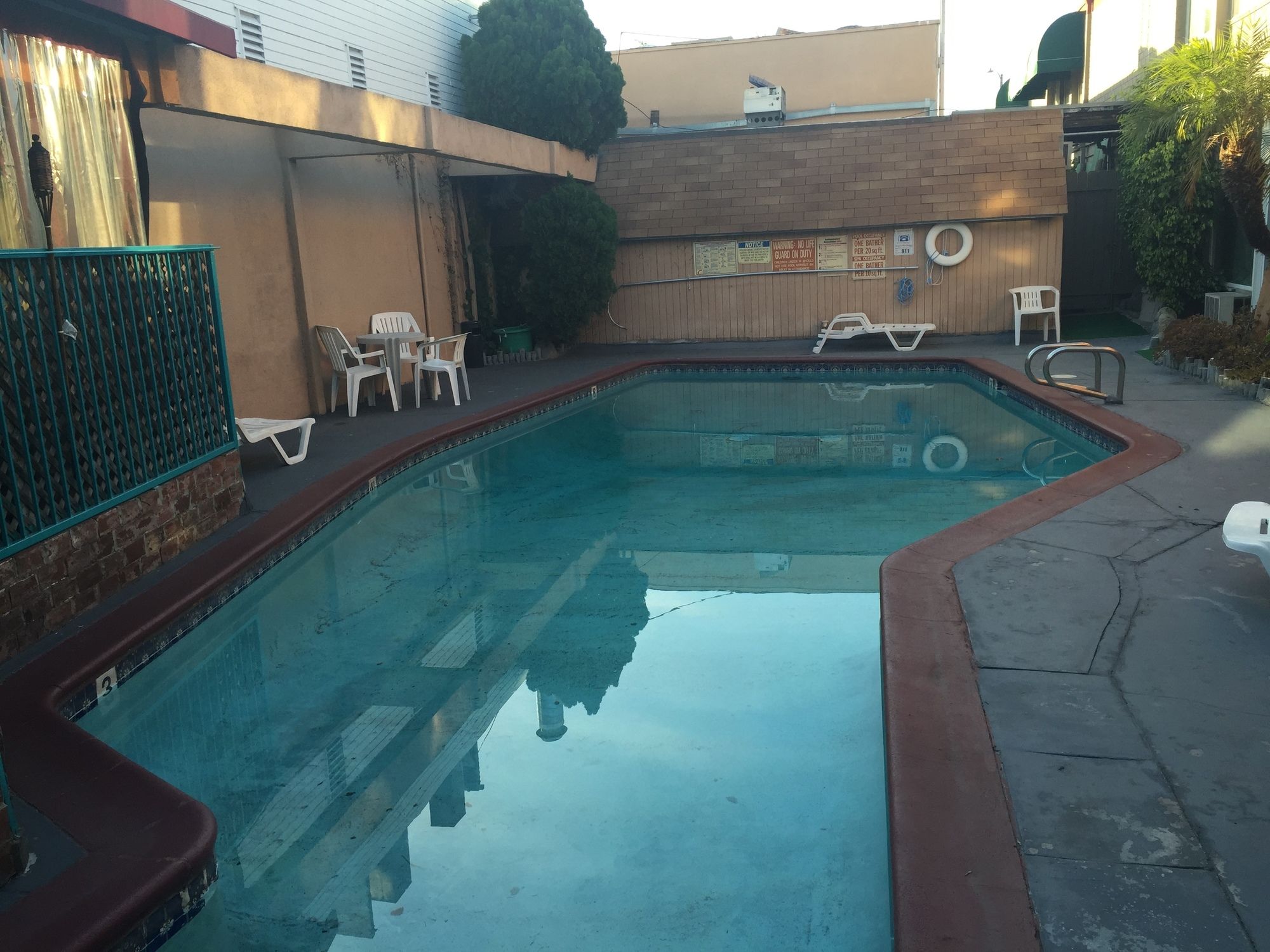 Фото Park Plaza Lodge Hotel