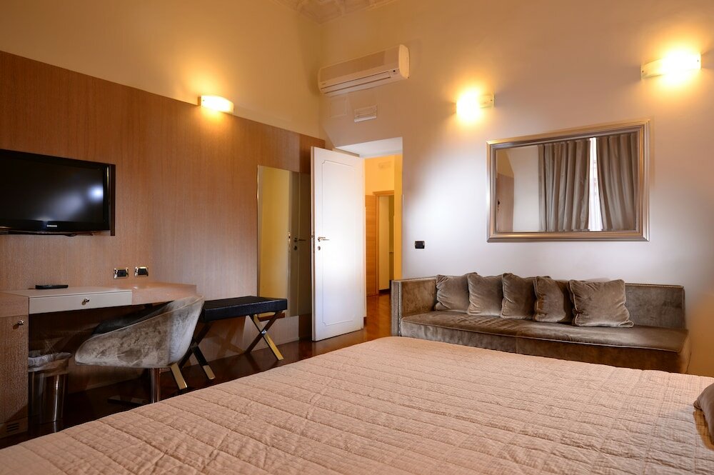 Фото Hotel Golden