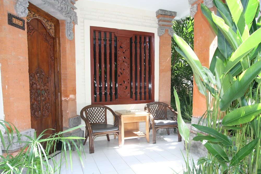 Фото Seminyak Paradiso Hotel