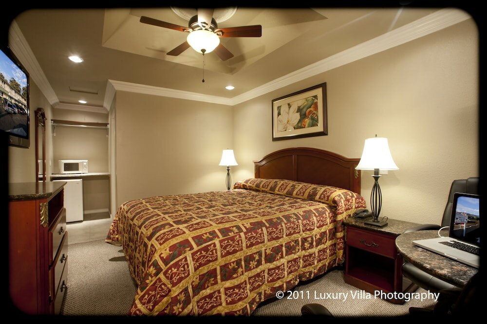 Фото Crystal Lodge Motel