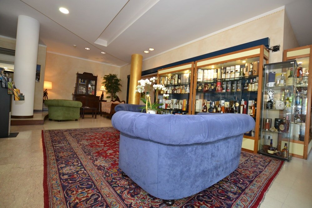 Фото Hotel Enrichetta