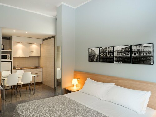 Гостиница Navigli Suites в Милане