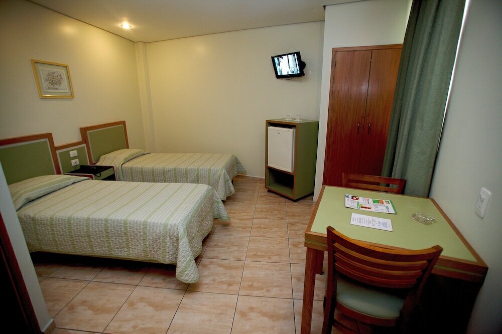 Фото Hotel Cinelândia