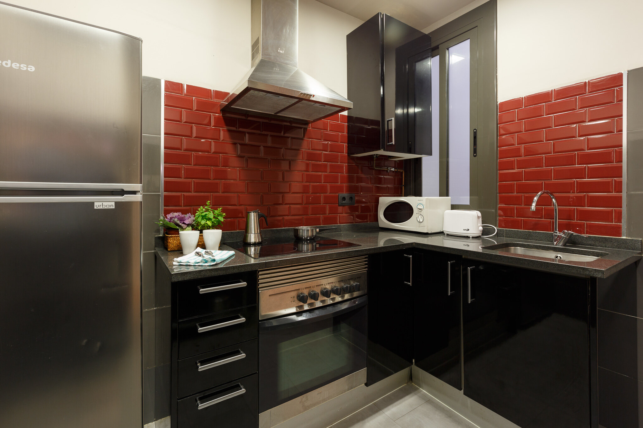 Фото AinB Eixample Miró