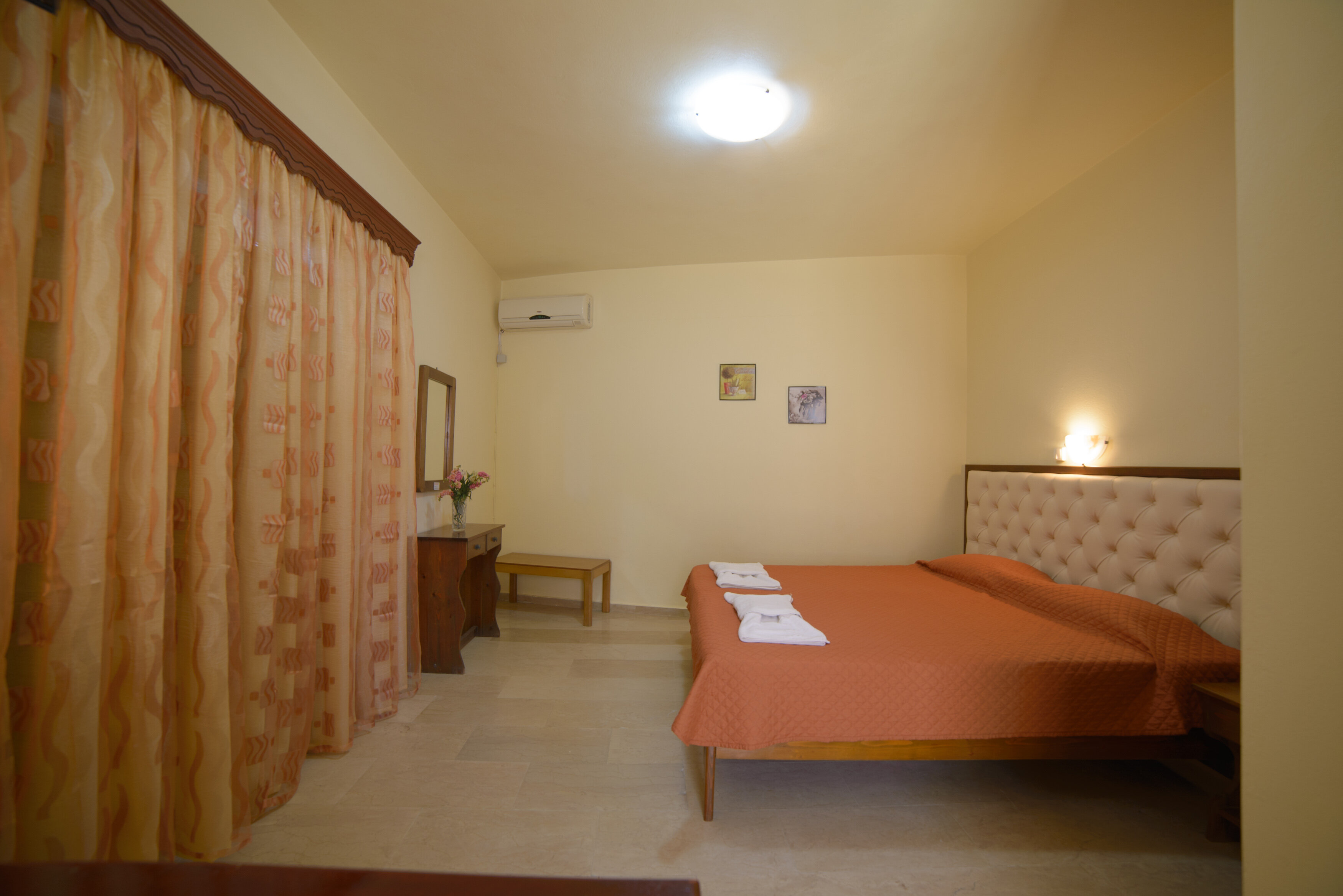 Фото Toulas Apartments