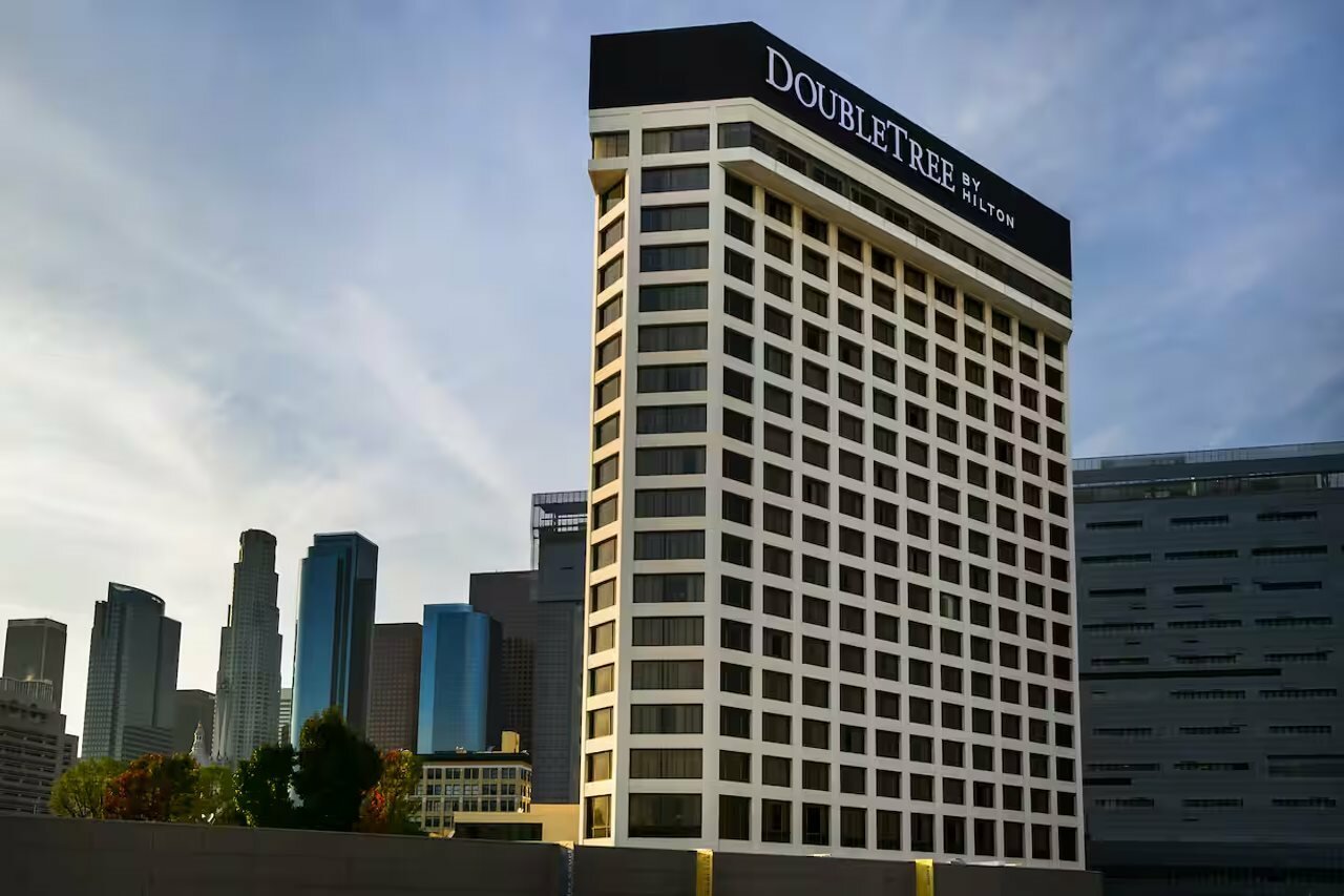 Фото DoubleTree by Hilton Hotel Los Angeles Downtown