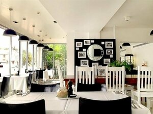 Гостиница Cosmopolitan Hotel