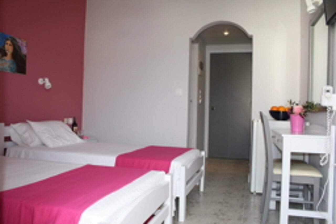 Фото Nereides Hotel