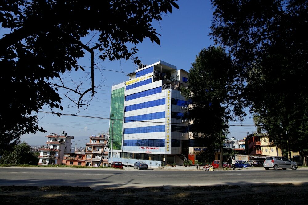 Фото Meridian Suite Hotel