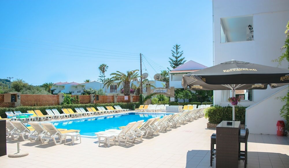 Фото Chandris Apartments