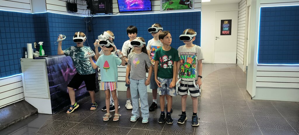 Virtual reality club V-Rex, Saint Petersburg, photo
