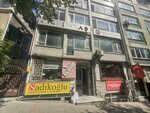 Sadikoglu Emlak Danismanlik (İstanbul, Besiktas, Barbaros Boulevard, 18), agencia inmobiliaria
