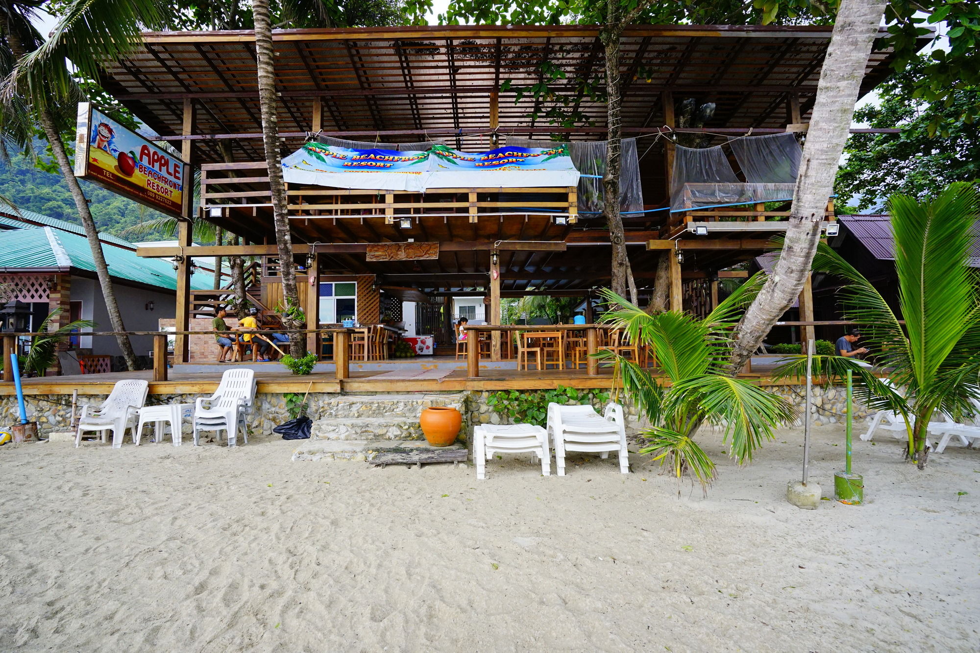 Фото Apple Beachfront Resort